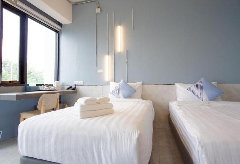 스탠다드 발코니 룸, Abizz Hotel Kwanphayao