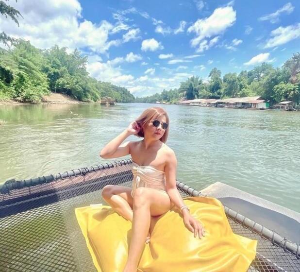 اتاق لوکس, Rimwang The River Life