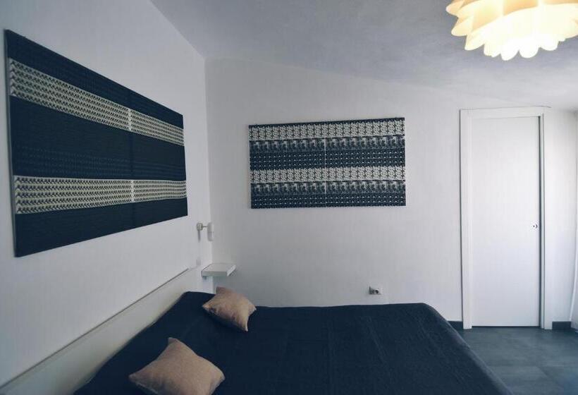 Номер Стандарт Вид на Море с Балконом, Accomodation Libertino