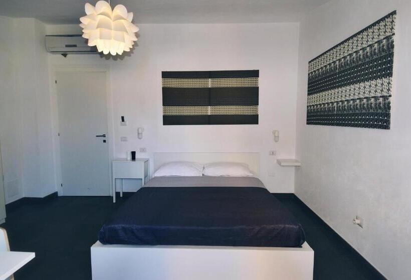 Номер Стандарт Вид на Море с Балконом, Accomodation Libertino