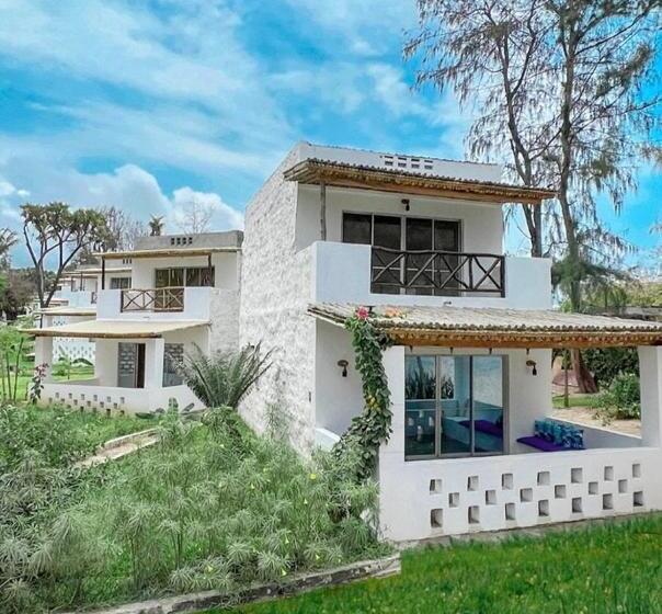 اتاق استاندارد با بالکن, Barracuda Inn Resort