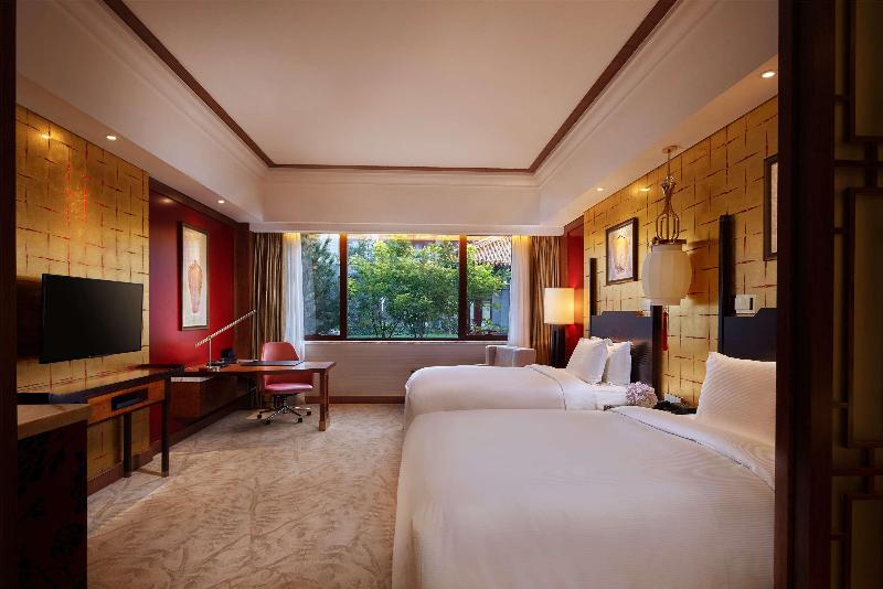 חדר אקזקיוטיב, Hilton Tianjin Eco City
