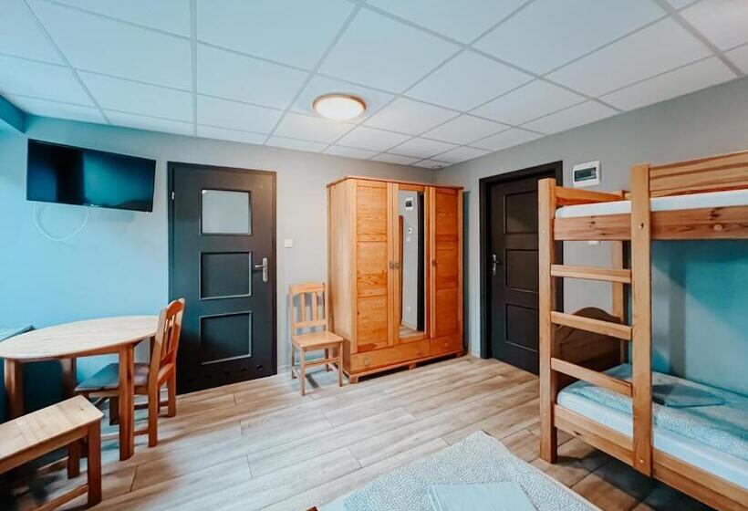 اتاق استاندارد چهار تخته, Hostel Filip
