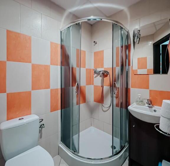 اتاق استاندارد چهار تخته, Hostel Filip