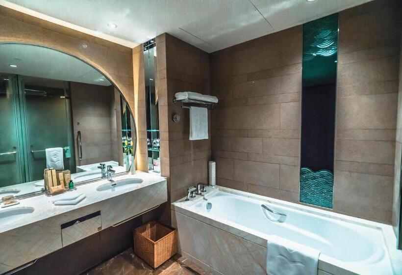 חדר דחוקס עם מיטת קינג, Shangrila Tianjin