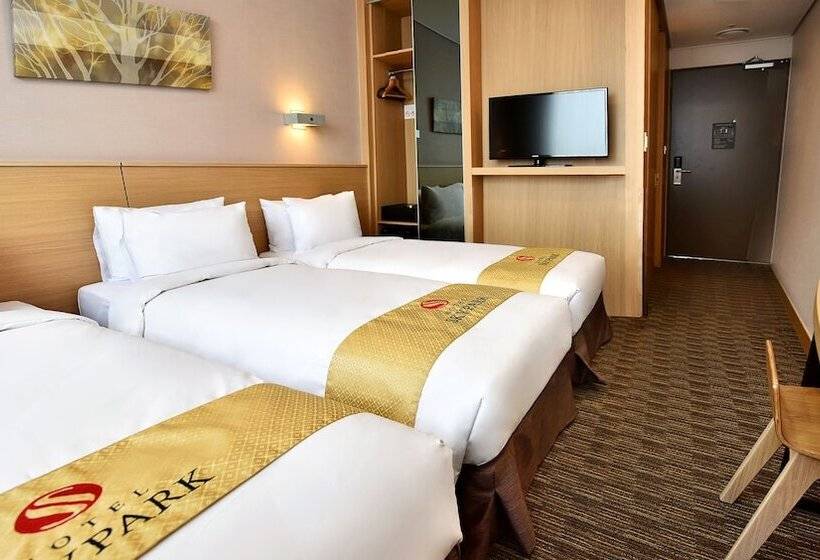 Номер Стандарт Трехместный, Skypark Dongdaemun I