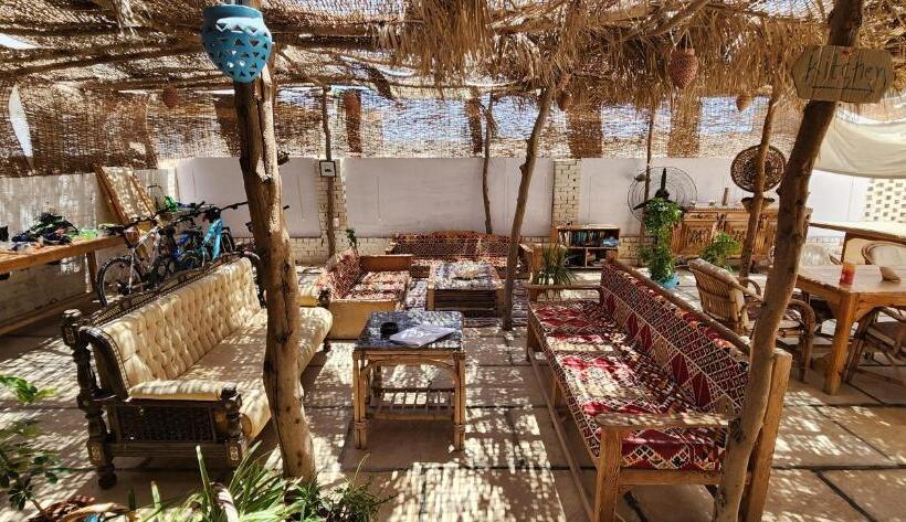 اتاق استاندارد یک نفره با چشم‌انداز دریا, Rayhana Guest House