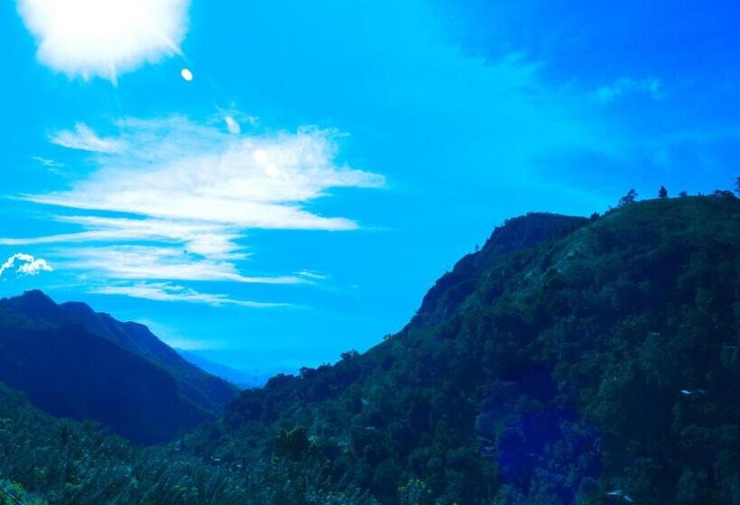 اتاق استاندارد با چشم‌انداز کوهستان, Seven Heaven