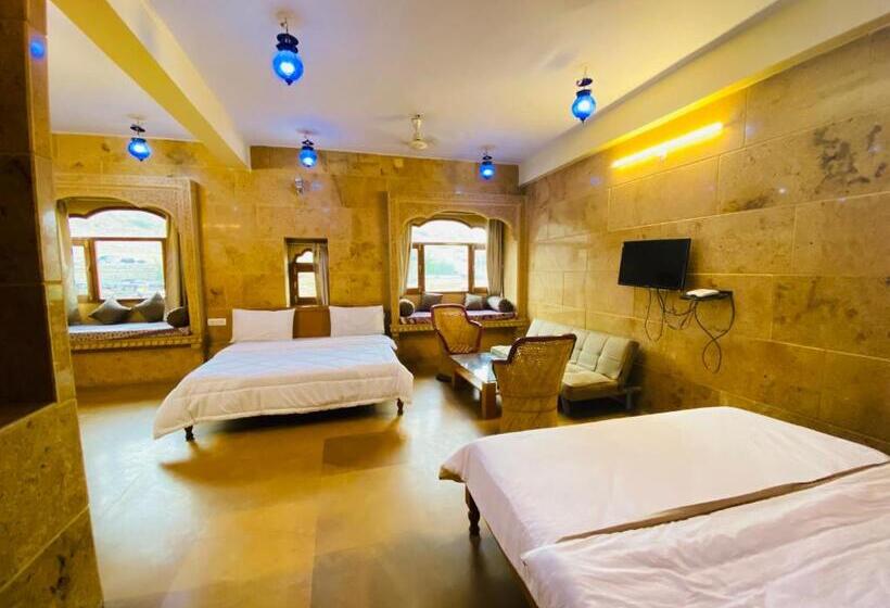 Люкс с Балконом, Wonbin Safari Jaisalmer