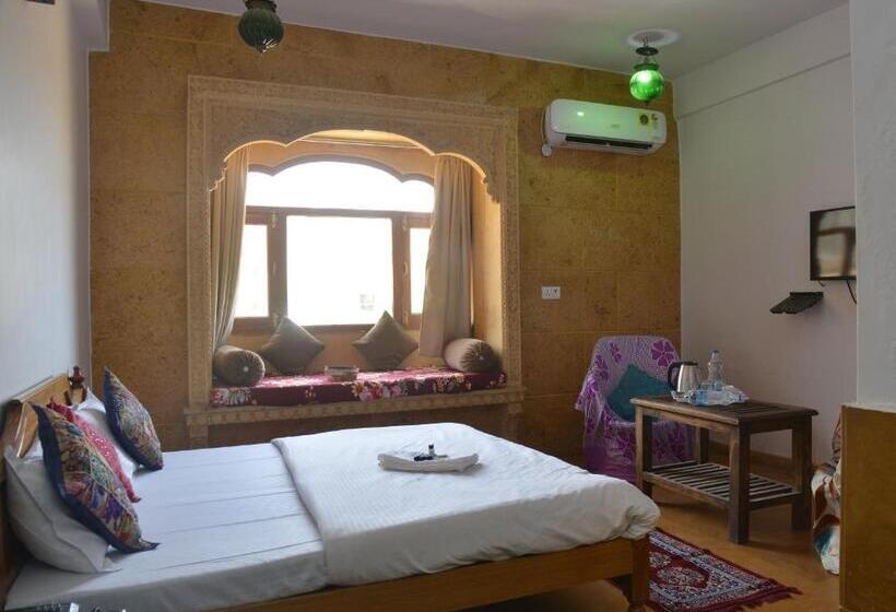 Номер Deluxe с Балконом, Wonbin Safari Jaisalmer