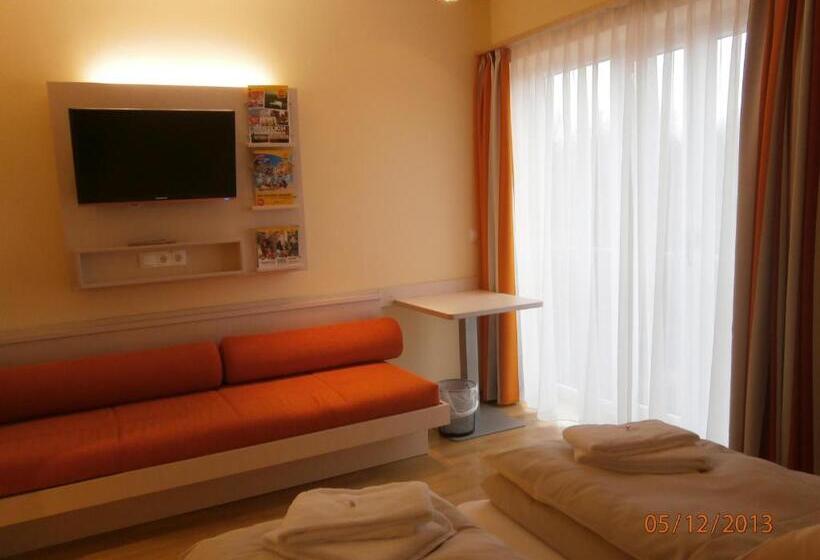 Номер Стандарт, Jufa Hotel Im Brückenkopfpark   Jülich