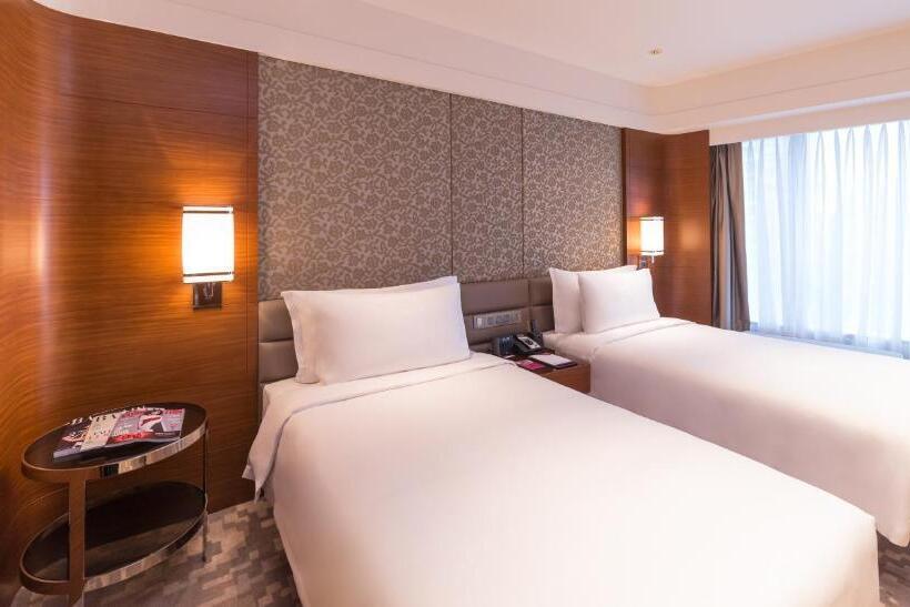 带海景的标准房, Crowne Plaza Macau, An Ihg