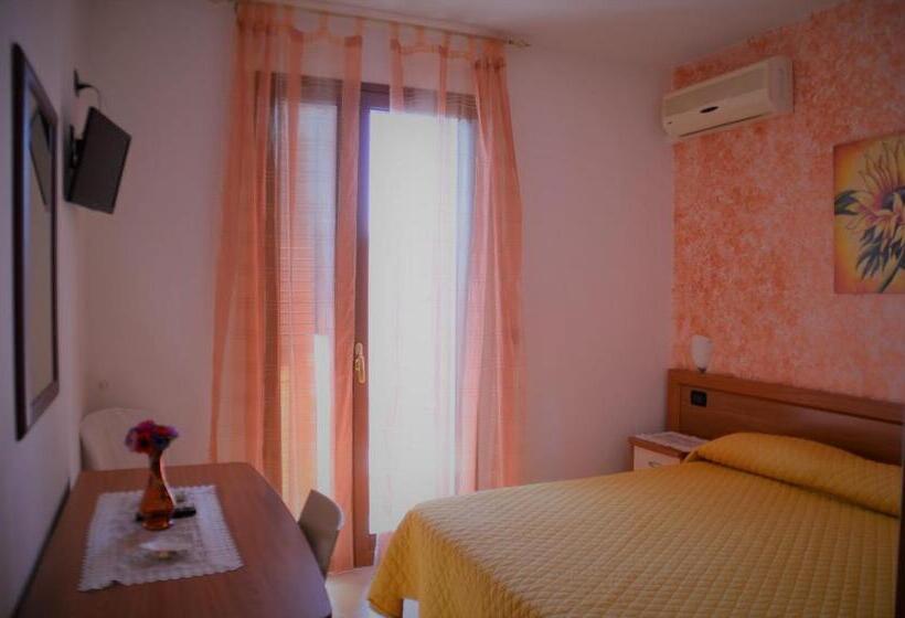 Номер Стандарт с Балконом, B&b Marina