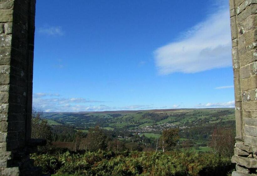 Casă 3 Dormitoare, Hilltop Snug Cosy Family Home In Bustling Town Of Pateley Bridge In The Yorkshire Dales   Book The C