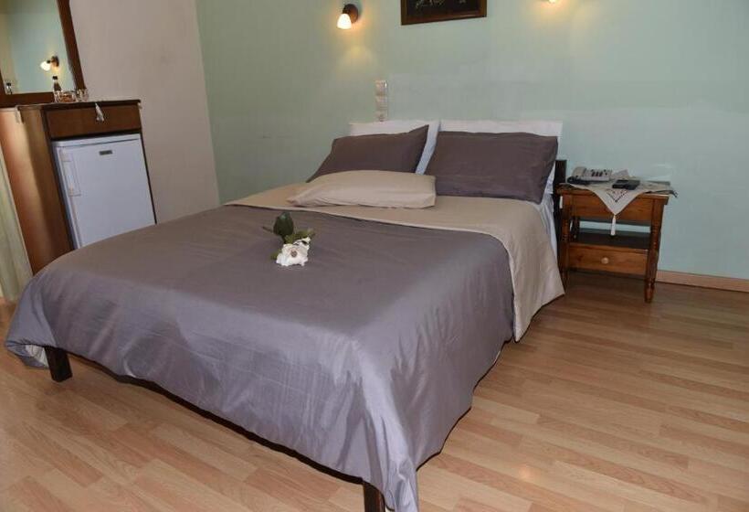 Habitación Estàndard Individual, 40 Platania