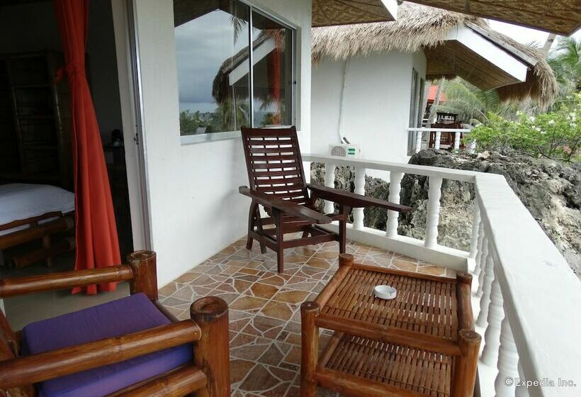 디럭스 방갈로, Blue Star Dive & Resort