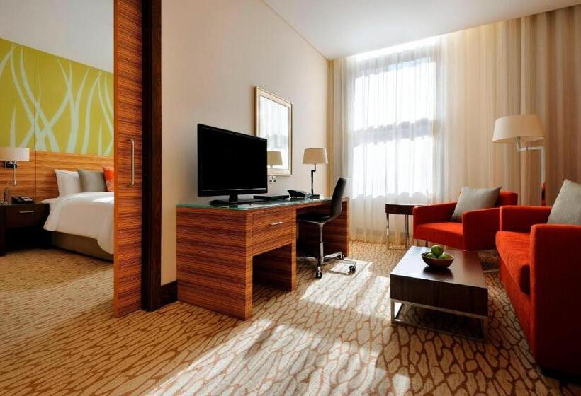 Люкс Кровать Кинг, Courtyard By Marriott World Trade Center, Abu Dhabi