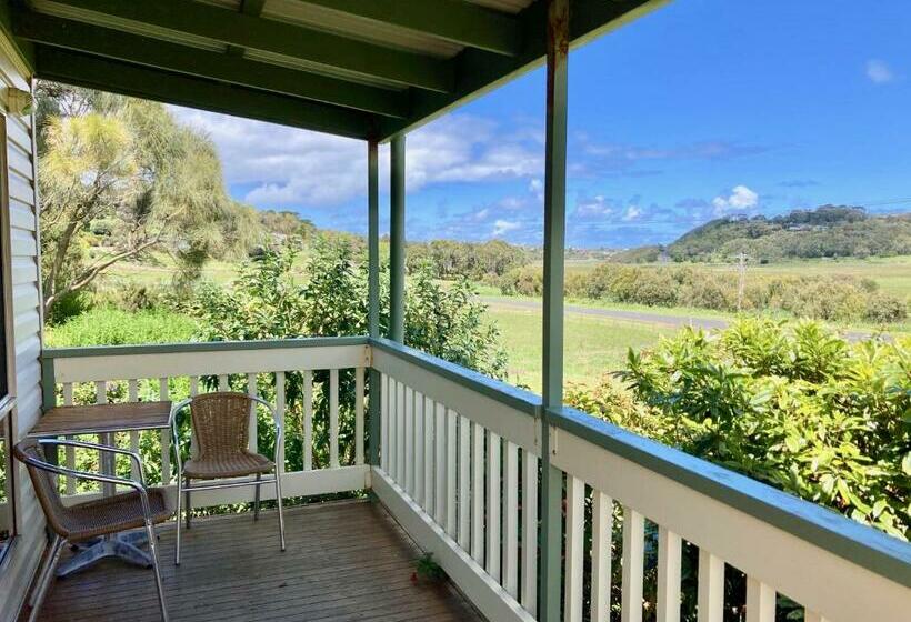 小室, Daysy Hill Country Cottages