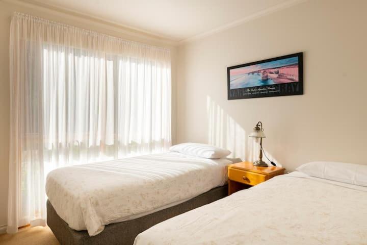 小室, Daysy Hill Country Cottages