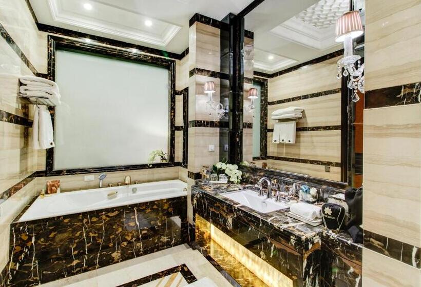 Президентский Люкс, Narcissus Riyadh Hotel & Spa
