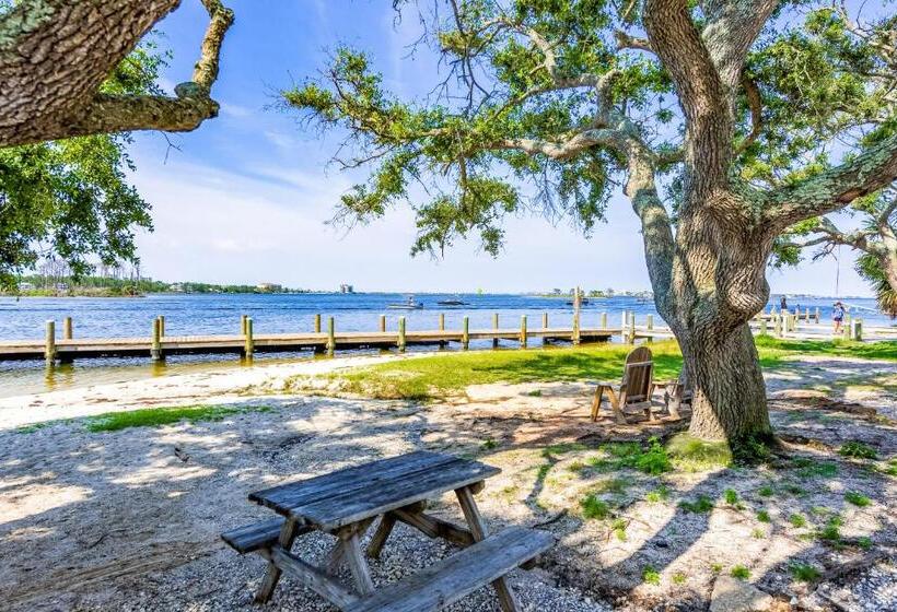 Апартаменты 1 Спальня, Holiday Harbour Marina Apartment