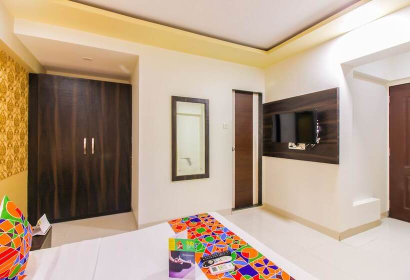 Номер Deluxe, Fabhotel Galaxy Comforts Andheri East