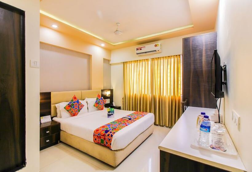 Номер Deluxe, Fabhotel Galaxy Comforts Andheri East
