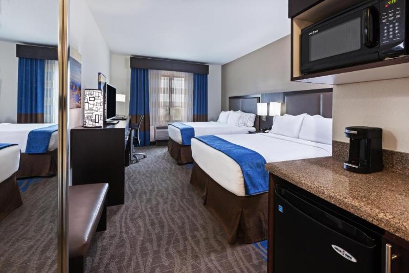 Люкс Адаптированный для Инвалидов, Holiday Inn Express & Suites Glenpool Tulsa South By Ihg