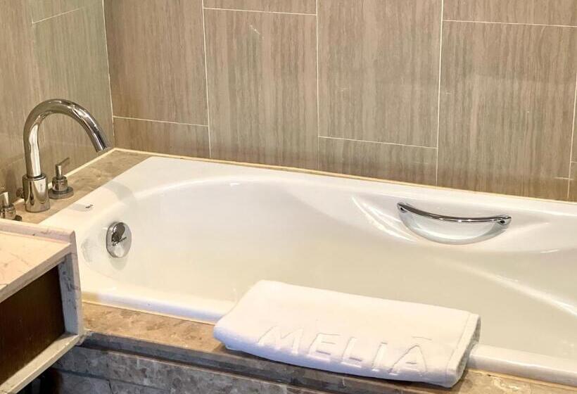 Номер Премиум, Melia Jinan