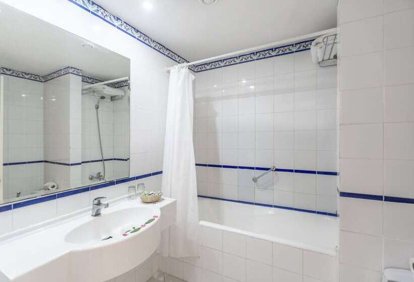 Номер Стандарт Трехместный, Venice Beach  Families And Couples Only