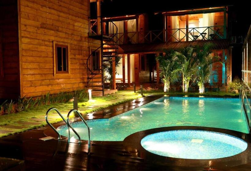 اتاق لوکس, Wooden Ecr Sea Resort
