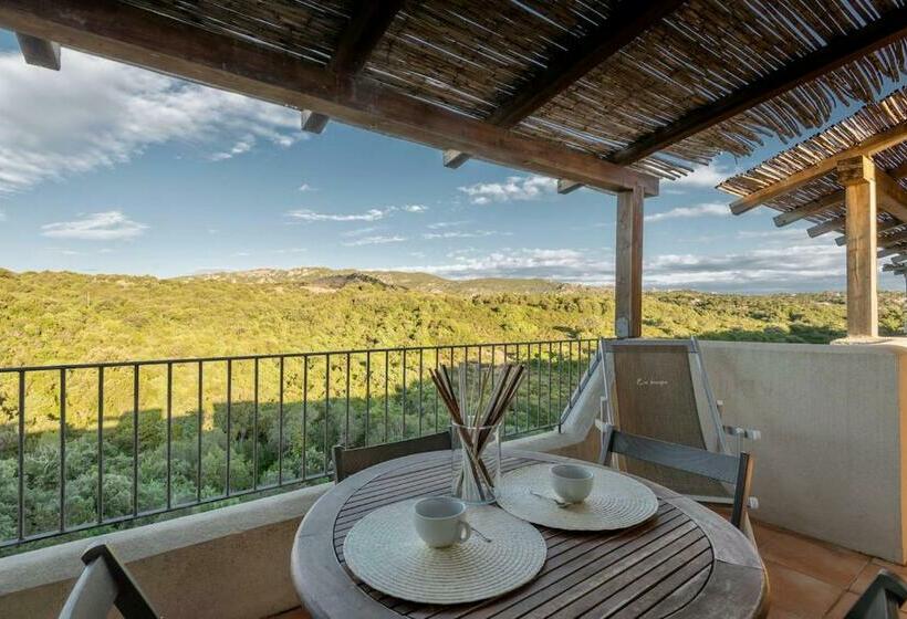 Апартаменты 1 Спальня Вид на Море, Residence Con Piscina A 4 Km Da Baja Sardinia