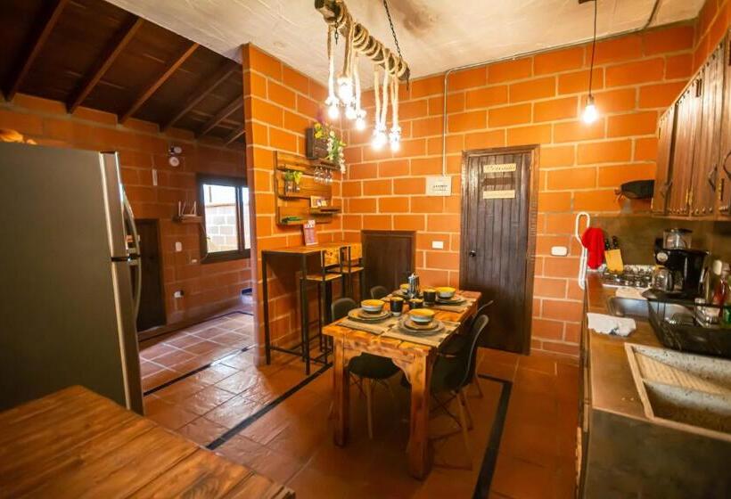 기본룸, Le Chateau Guatape