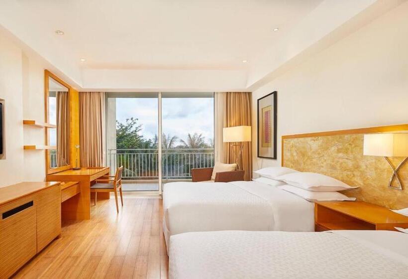 Номер Deluxe с Балконом, Four Points By Sheraton Shenzhou Peninsula Resort