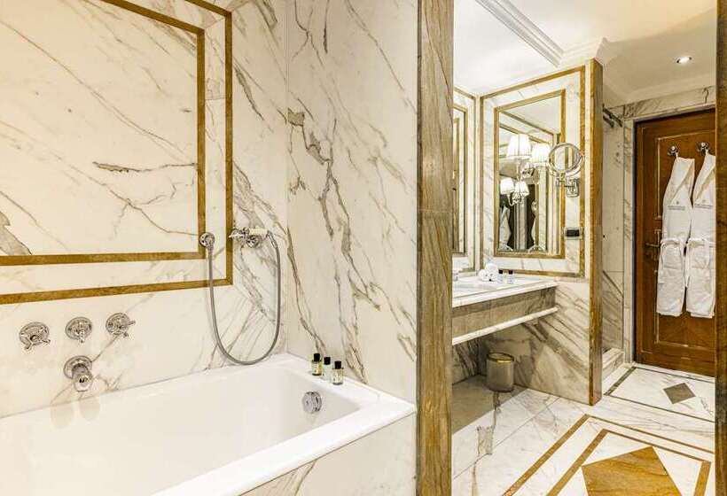 Люкс Кровать Кинг, Hilton Southampton   Utilita Bowl