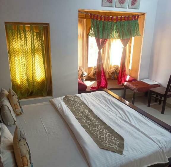 חדר דלוקס, Golden Tulip Jaisalmer