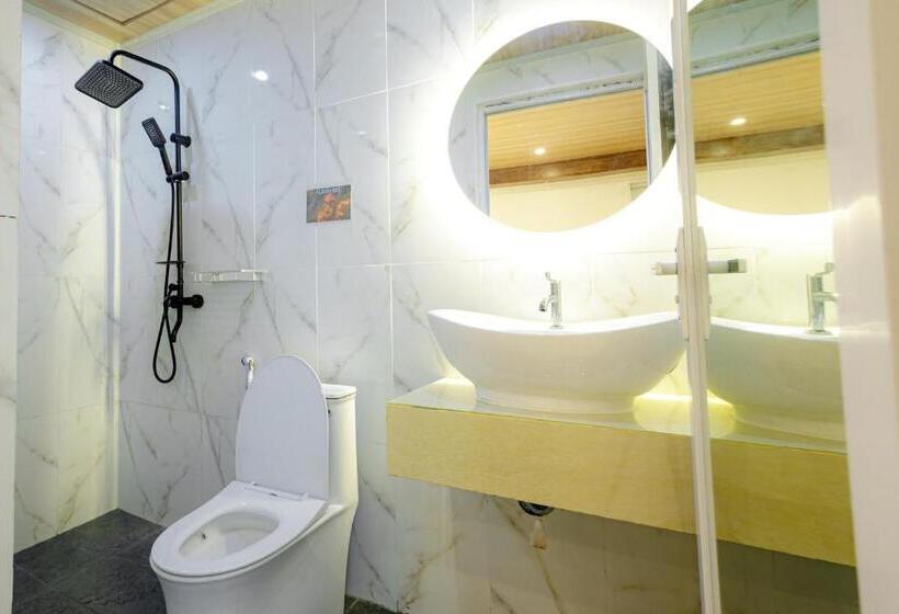 اتاق لوکس, Urbanview Hotel Kota Tua Jakarta