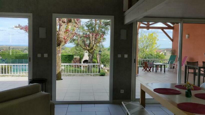 اتاق سوپریور خانوادگی, La Petite Maison