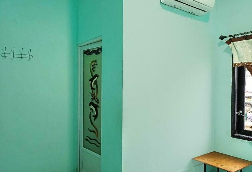 Номер Superior Одноместный, Spot On 91791 Homestay Surya Syariah