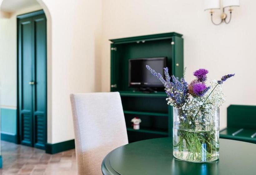 سوییت جونیور, Alla Corte Delle Terme Resort