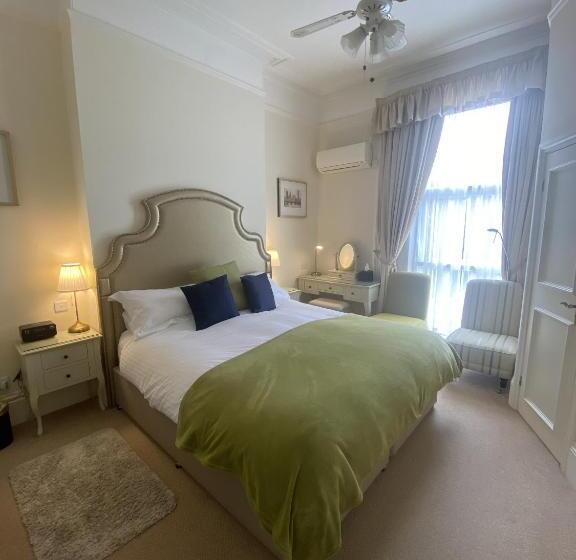 Номер Deluxe, Kingston House