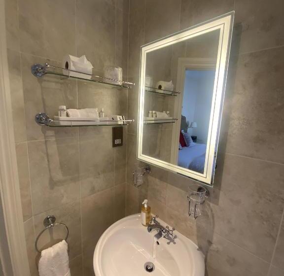 Номер Deluxe, Kingston House
