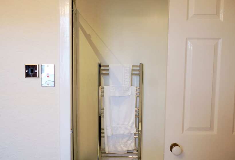 Номер Стандарт, Ravenswood Guest House