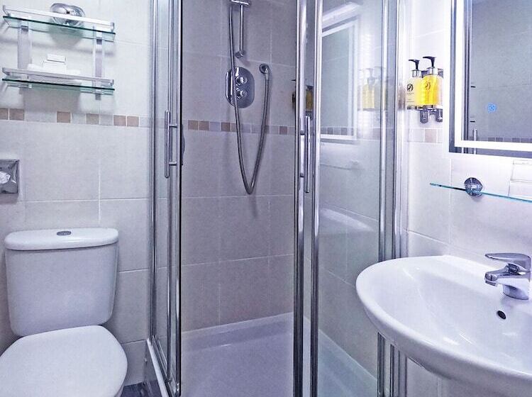 Номер Стандарт, Riviera Lodge