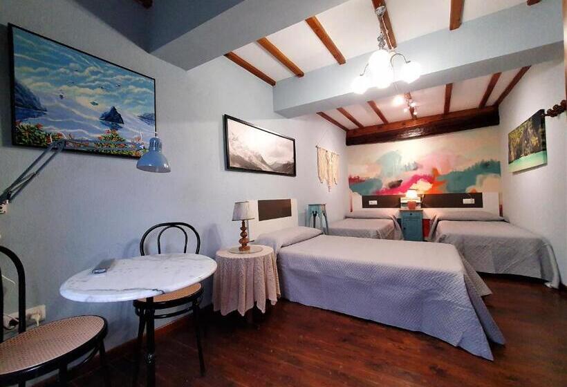 패밀리 룸 공용 욕실, Casa Bracamonte