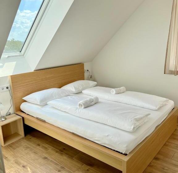 Номер Deluxe, Panoráma Apartman Mogyoród