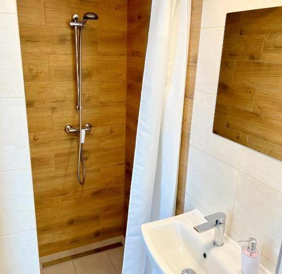 Номер Стандарт, Panoráma Apartman Mogyoród
