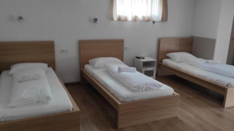 Номер Стандарт с Террасой, Panoráma Apartman Mogyoród