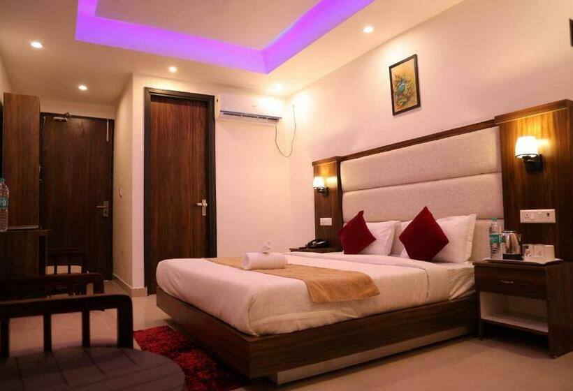 Стандартный Номер Кровать Кинг, Cordelia Inn By Devpaga Hotels Pvt Ltd
