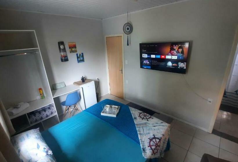 4인용 스탠다드 룸, Suíte Azul Com Smarttv, Cama Queen E Banheiro Privativo